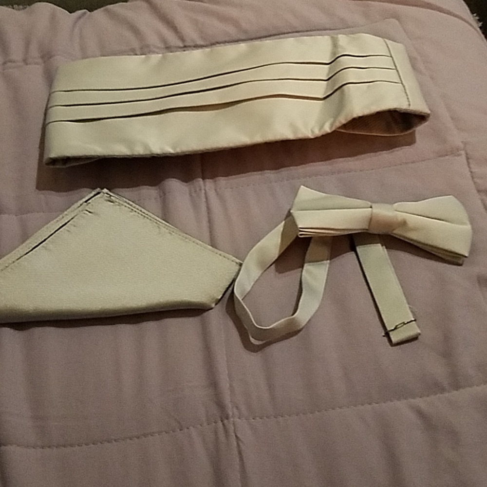 Bow tie set